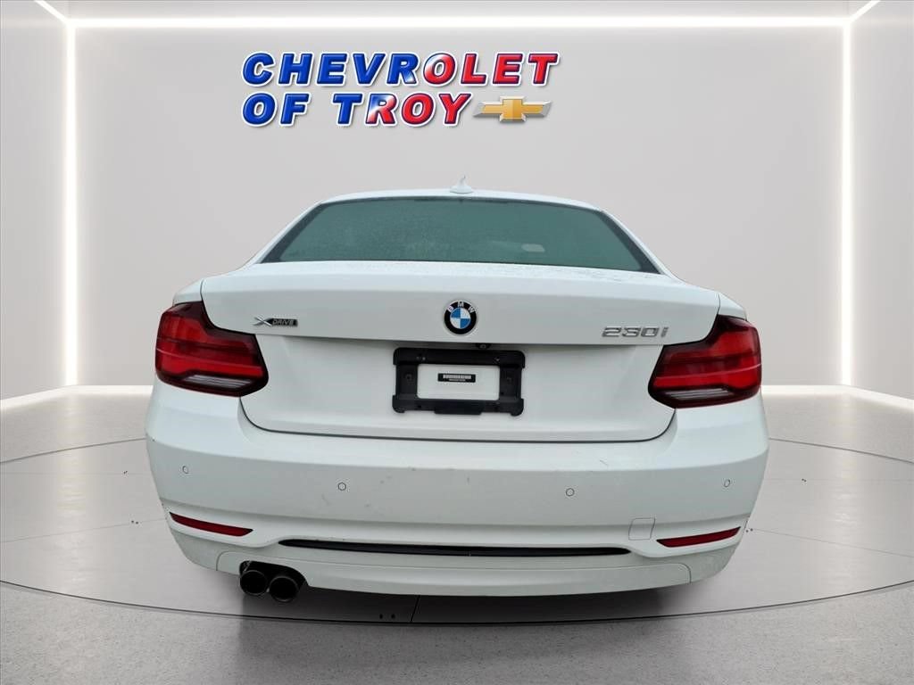 Used 2020 BMW 230i xDrive Coupe w/ Premium Package AWD/4WD image 8