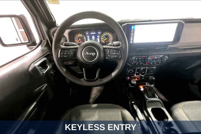 Used 2024 Jeep Wrangler Unlimited Sport AWD/4WD image 11