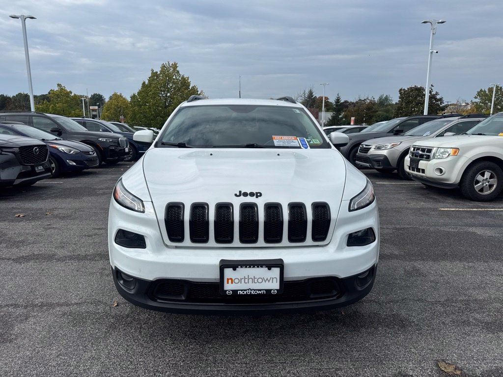 Used 2015 Jeep Cherokee Latitude w/ Cold Weather Group AWD/4WD image 10