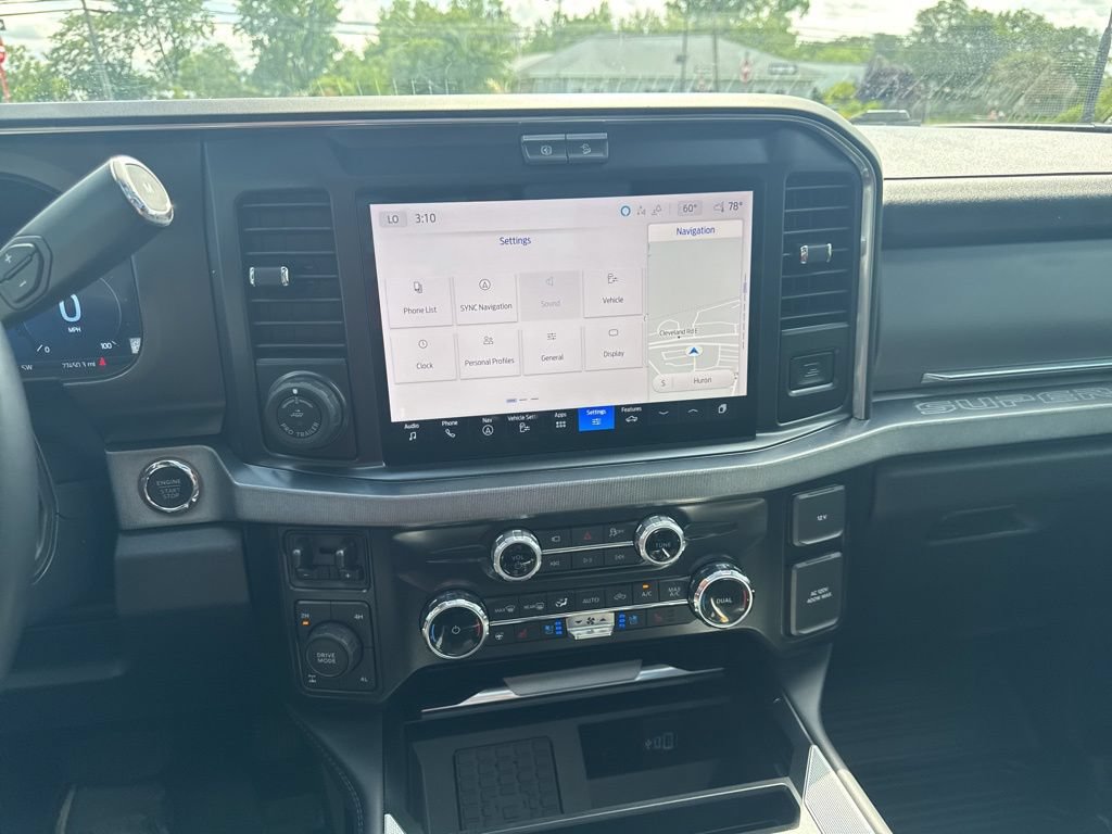Certified 2025 Ford F350 Platinum AWD/4WD image 21