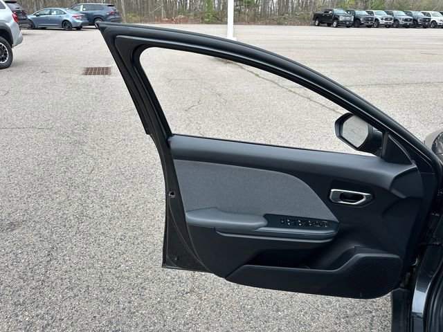 Used 2025 Kia K4 EX image 29