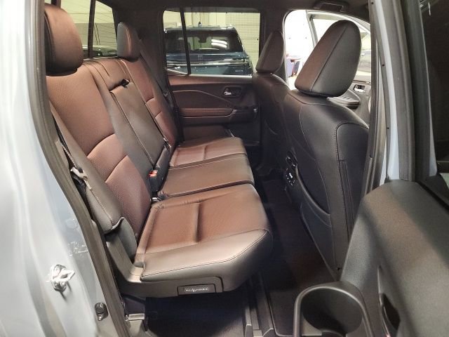 Certified 2025 Honda Ridgeline Black Edition image 30