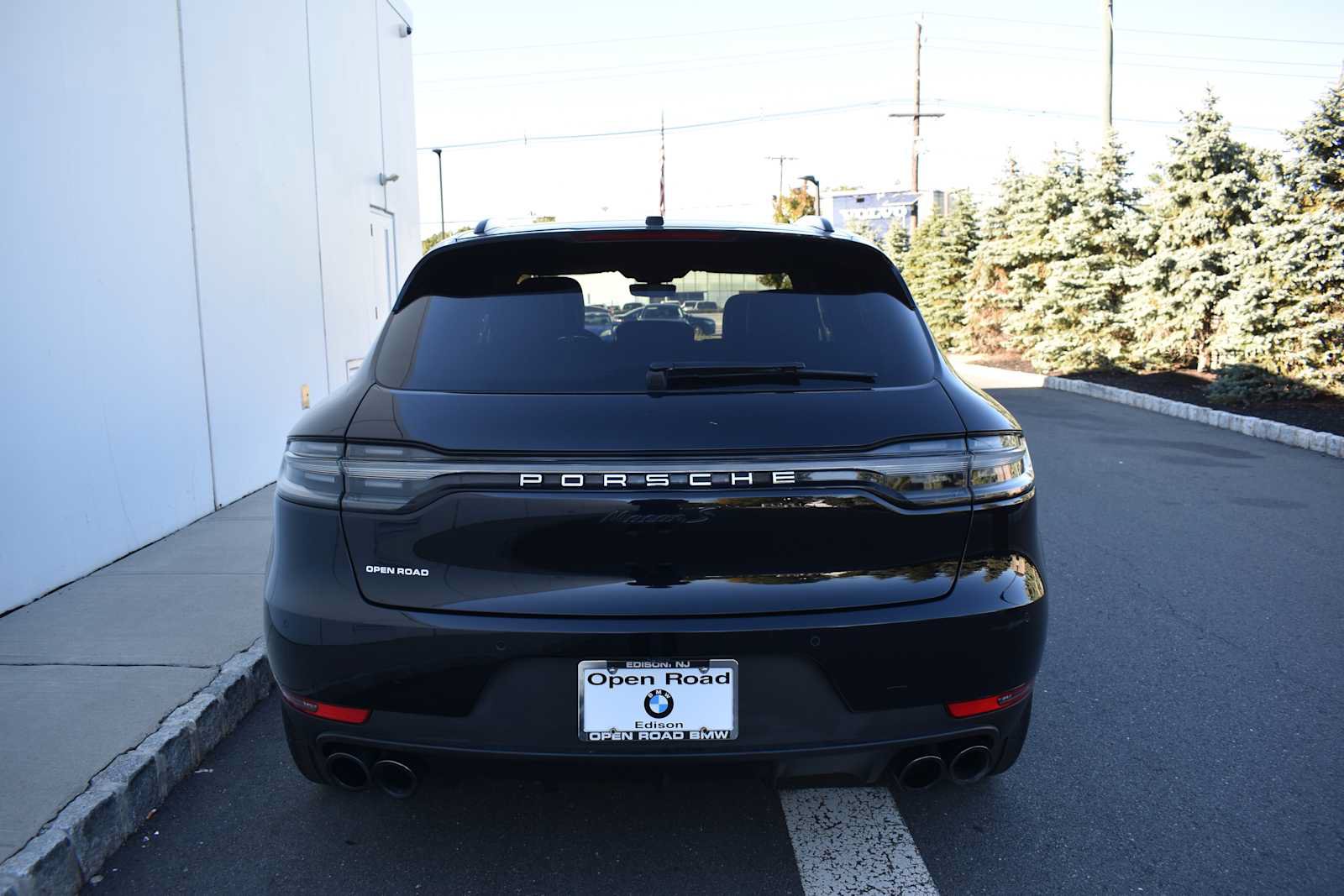 Used 2021 Porsche Macan S AWD/4WD image 6