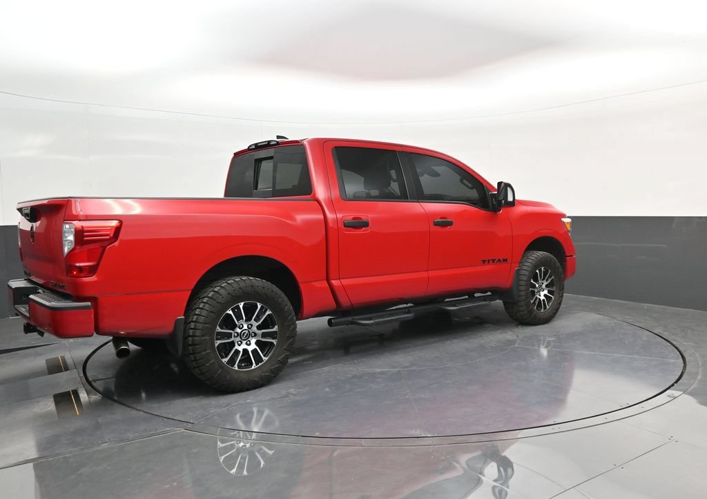 Used 2024 Nissan Titan SV w/ SV Convenience Package AWD/4WD image 7