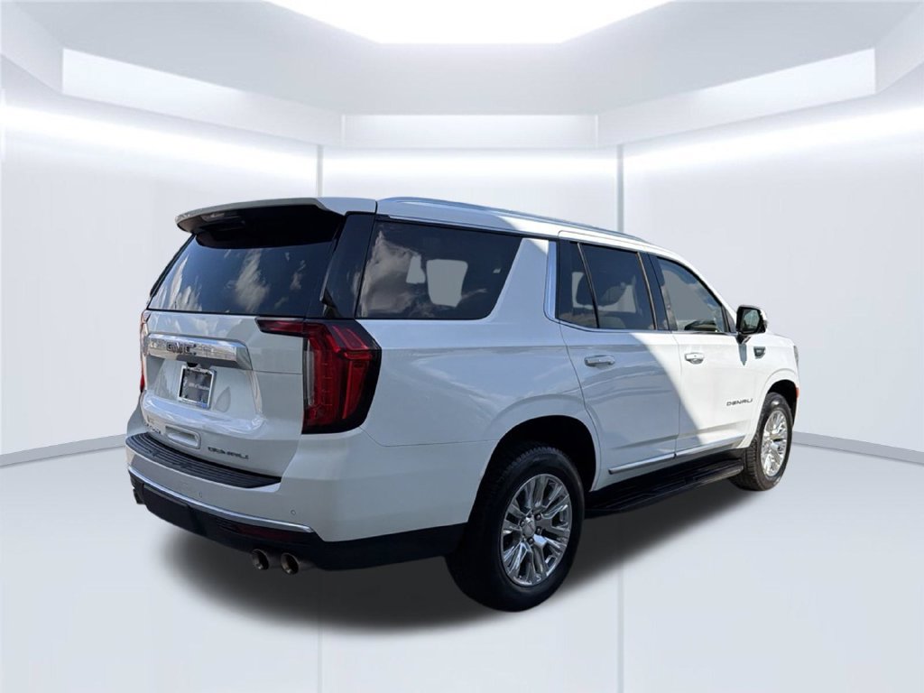 Used 2024 GMC Yukon Denali RWD image 7