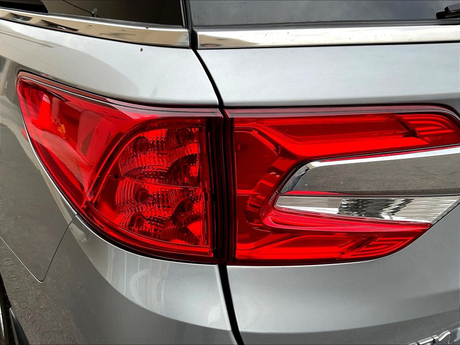 Used 2018 Honda Odyssey EX-L image 23