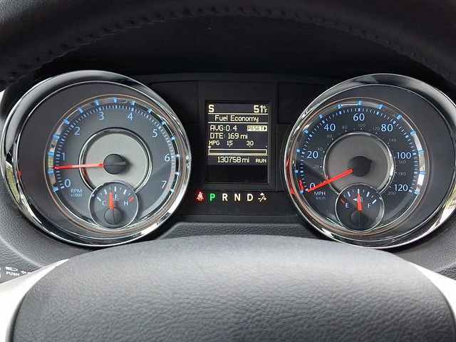 Used 2016 Chrysler Town & Country Touring image 24
