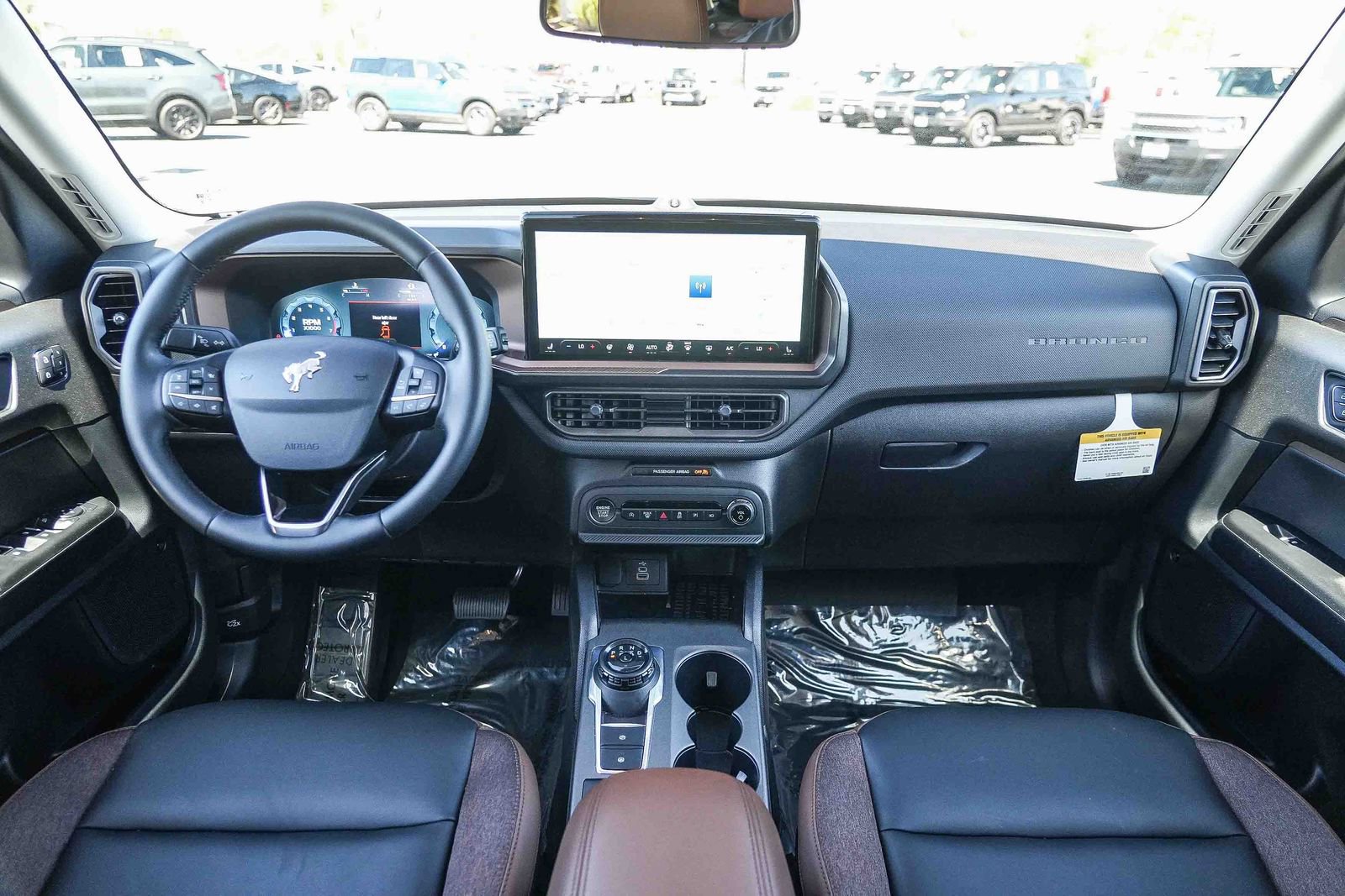 Used 2025 Ford Bronco Sport Outer Banks w/ Outer Banks Tech Package+ AWD/4WD image 12