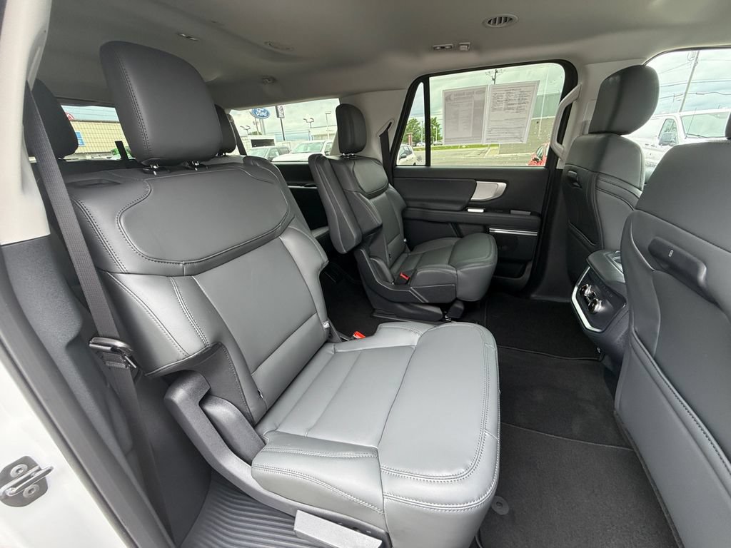 Used 2026 Ford Expedition Max Active AWD/4WD image 33
