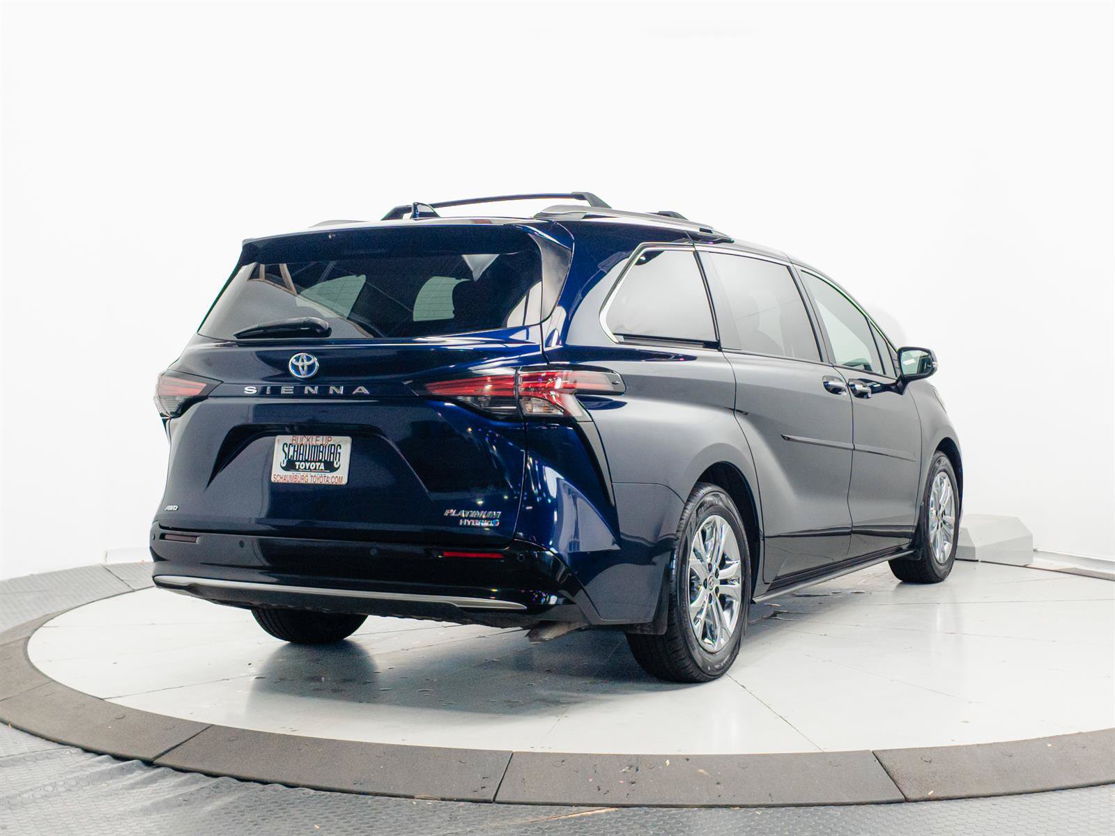 Certified 2024 Toyota Sienna Platinum AWD/4WD image 13
