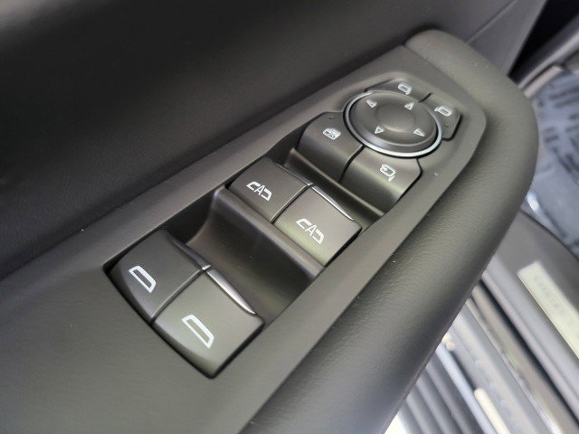 New 2025 Chevrolet Suburban High Country image 24