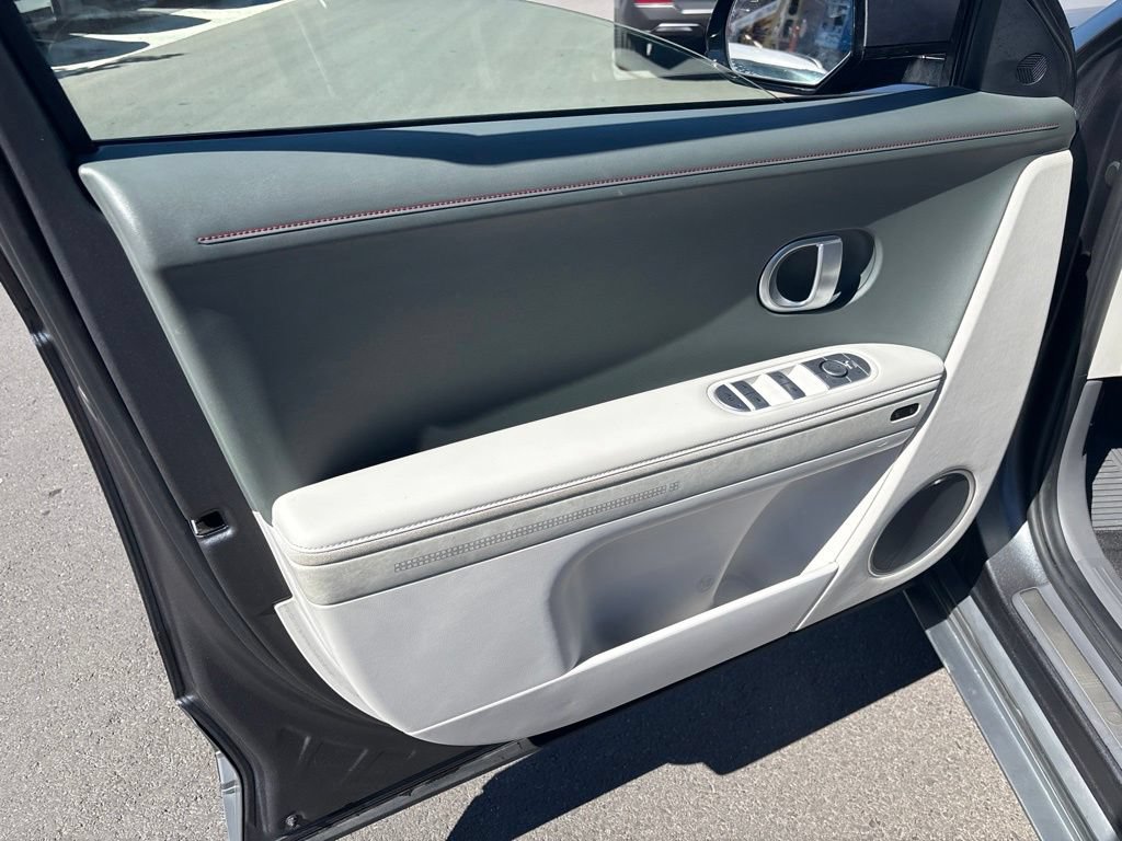 Used 2023 Hyundai Ioniq 5 Limited w/ Cargo Package AWD/4WD image 5