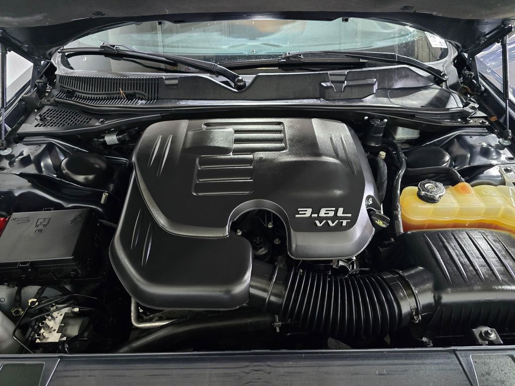 Used 2017 Dodge Challenger SXT Plus image 21