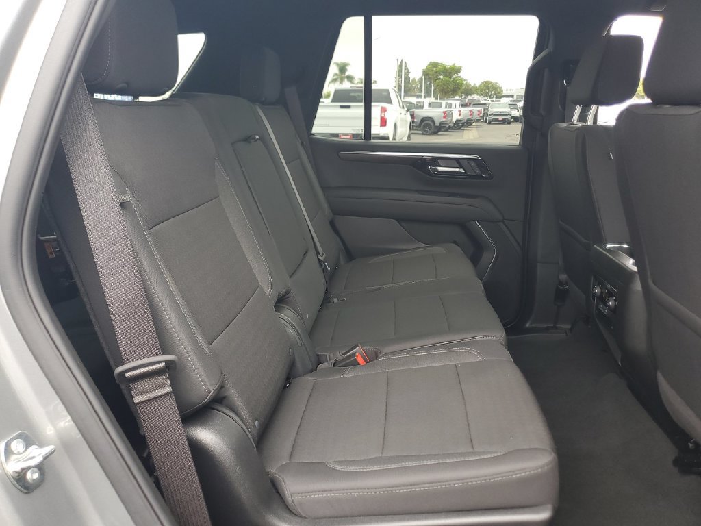 Used 2026 Chevrolet Tahoe LS RWD image 26