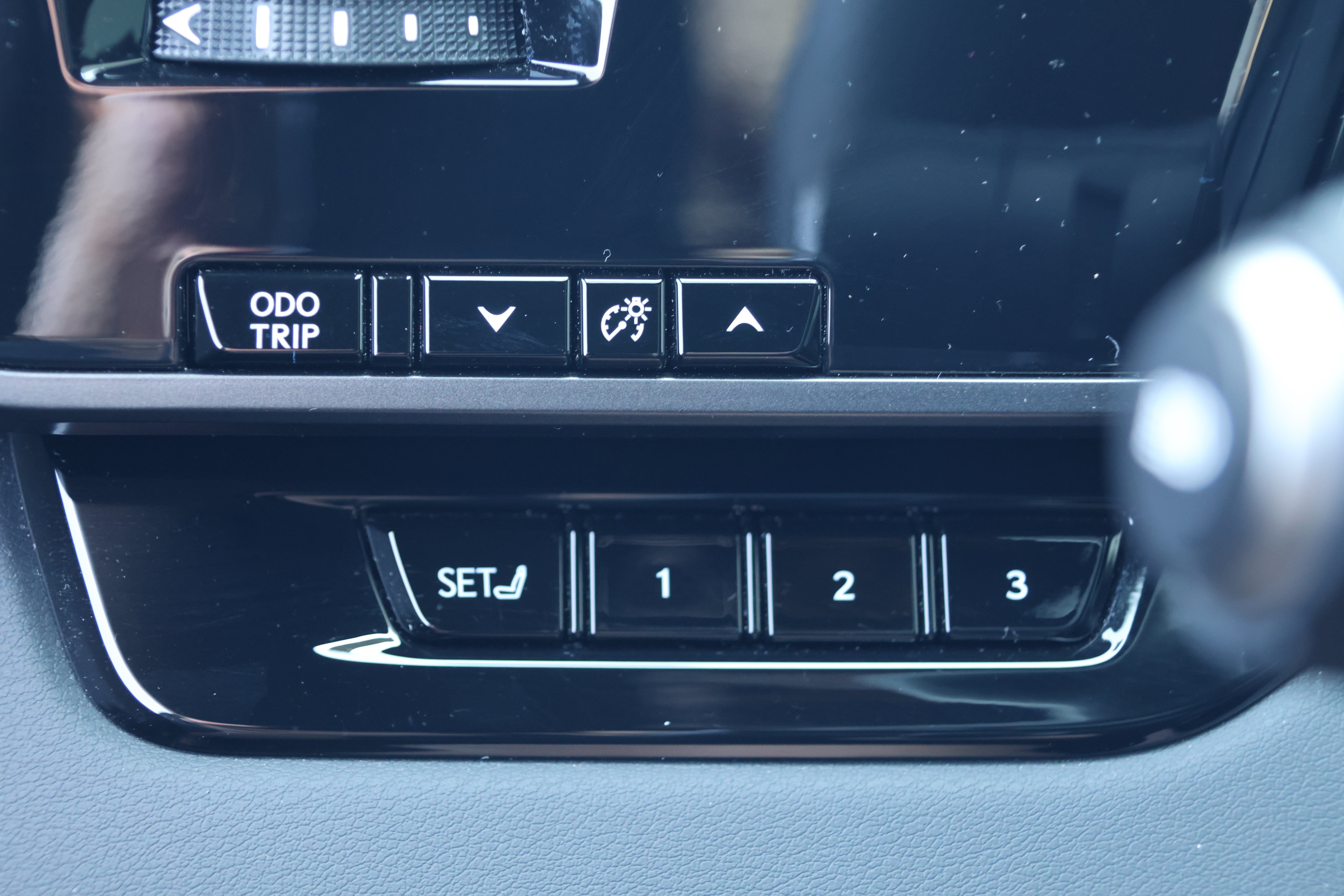 Certified 2026 Lexus RX 350h w/ Convenience Package AWD/4WD image 14