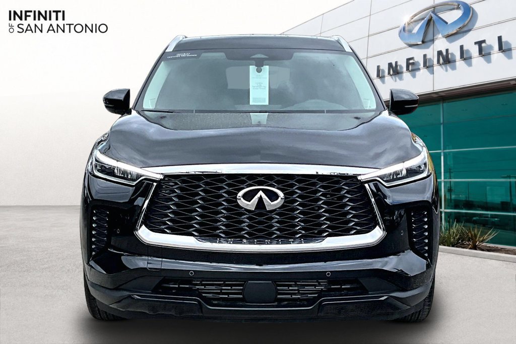 Certified 2025 INFINITI QX60 Luxe AWD/4WD image 4