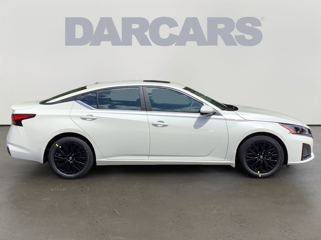 New 2026 Nissan Altima 2.5 SV w/ SV Special Edition Package FWD image 8