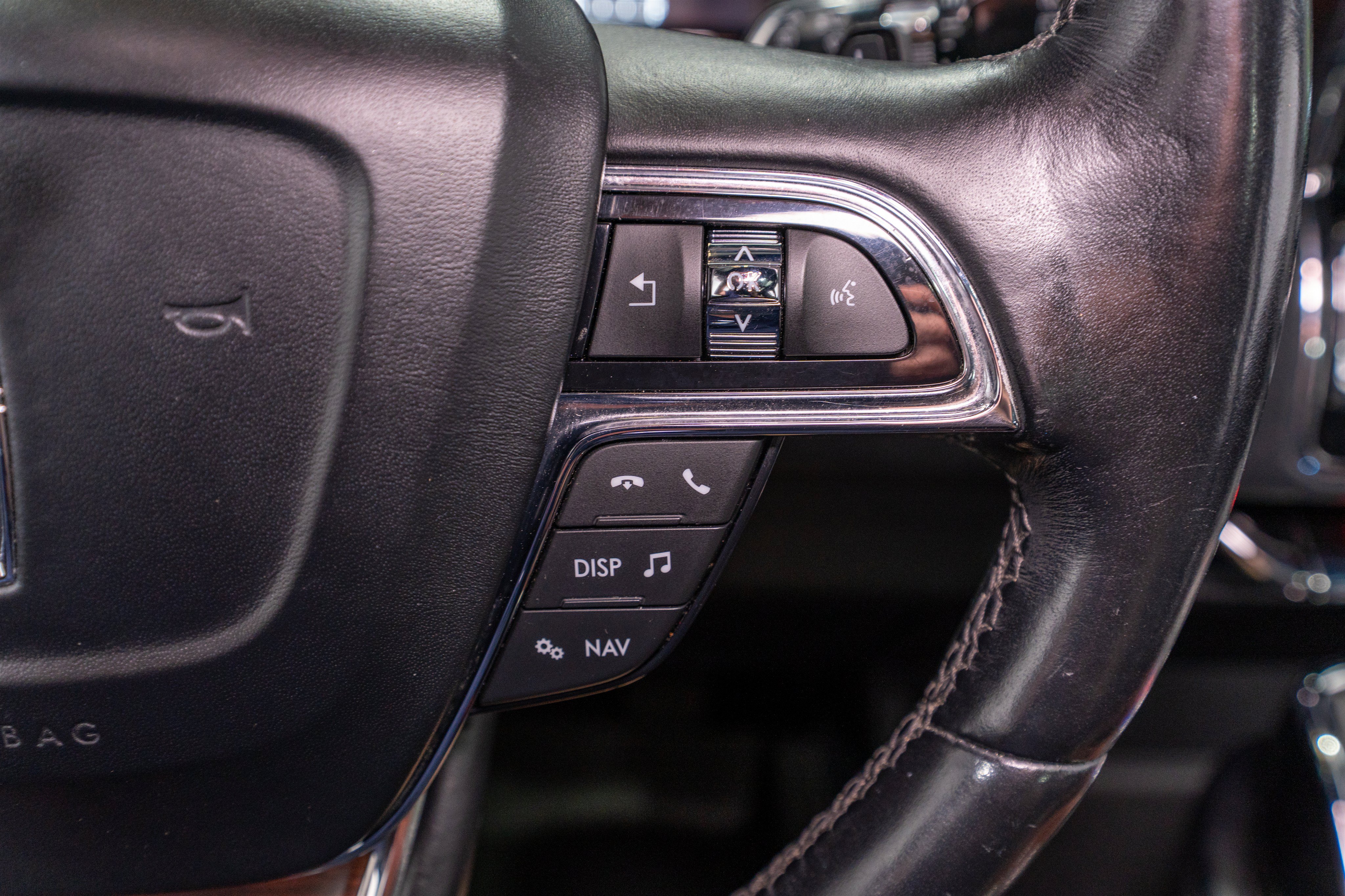 Used 2021 Lincoln Navigator Reserve RWD image 28