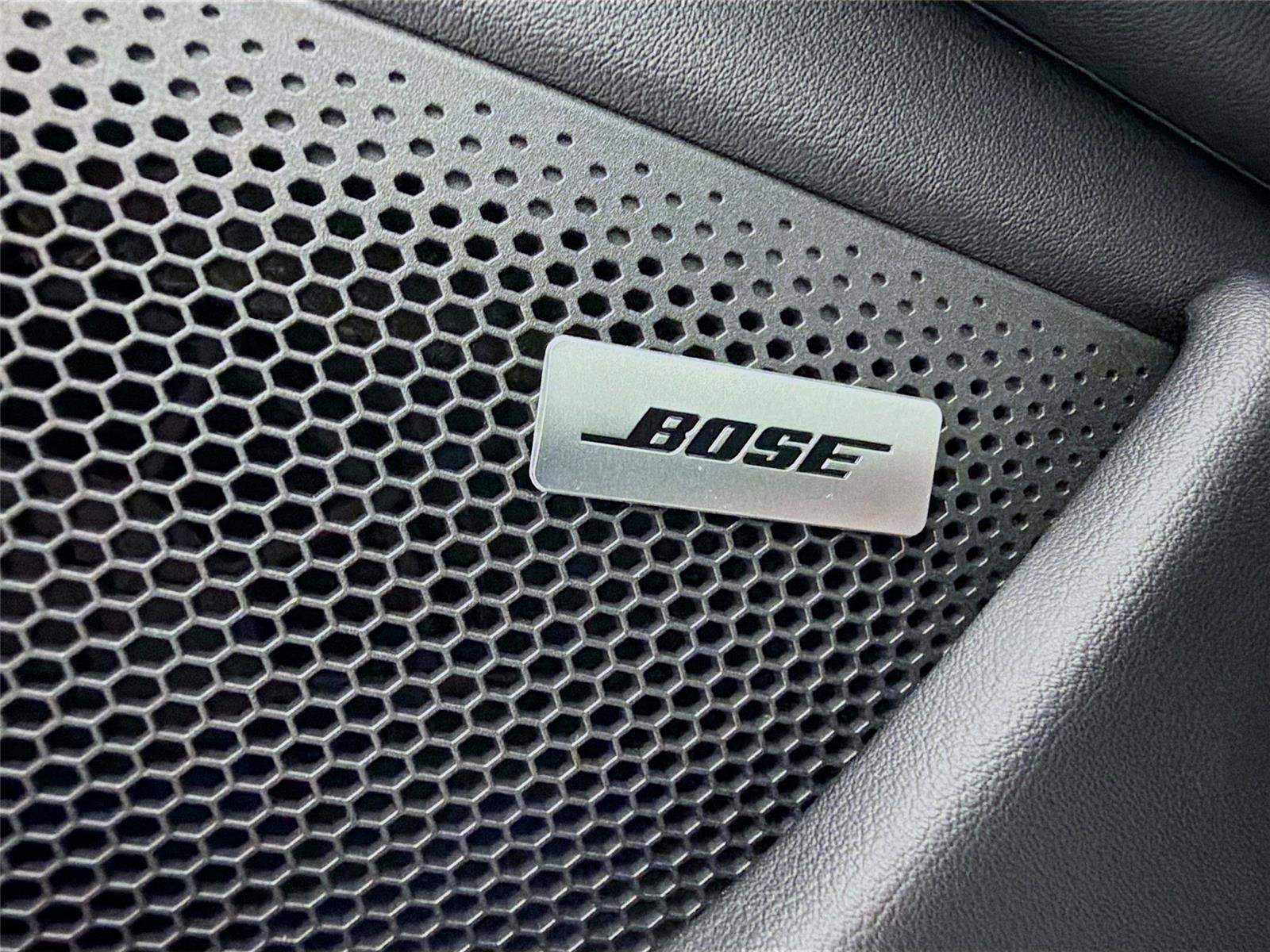 New 2025 Porsche Taycan image 9