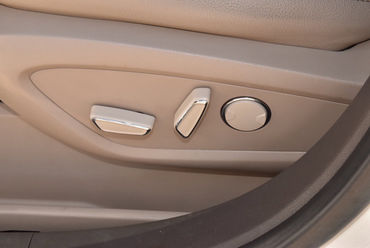 Used 2022 Lincoln Nautilus FWD w/ Premium Package image 33