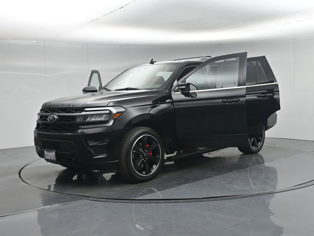 Certified 2023 Ford Expedition Limited image 31