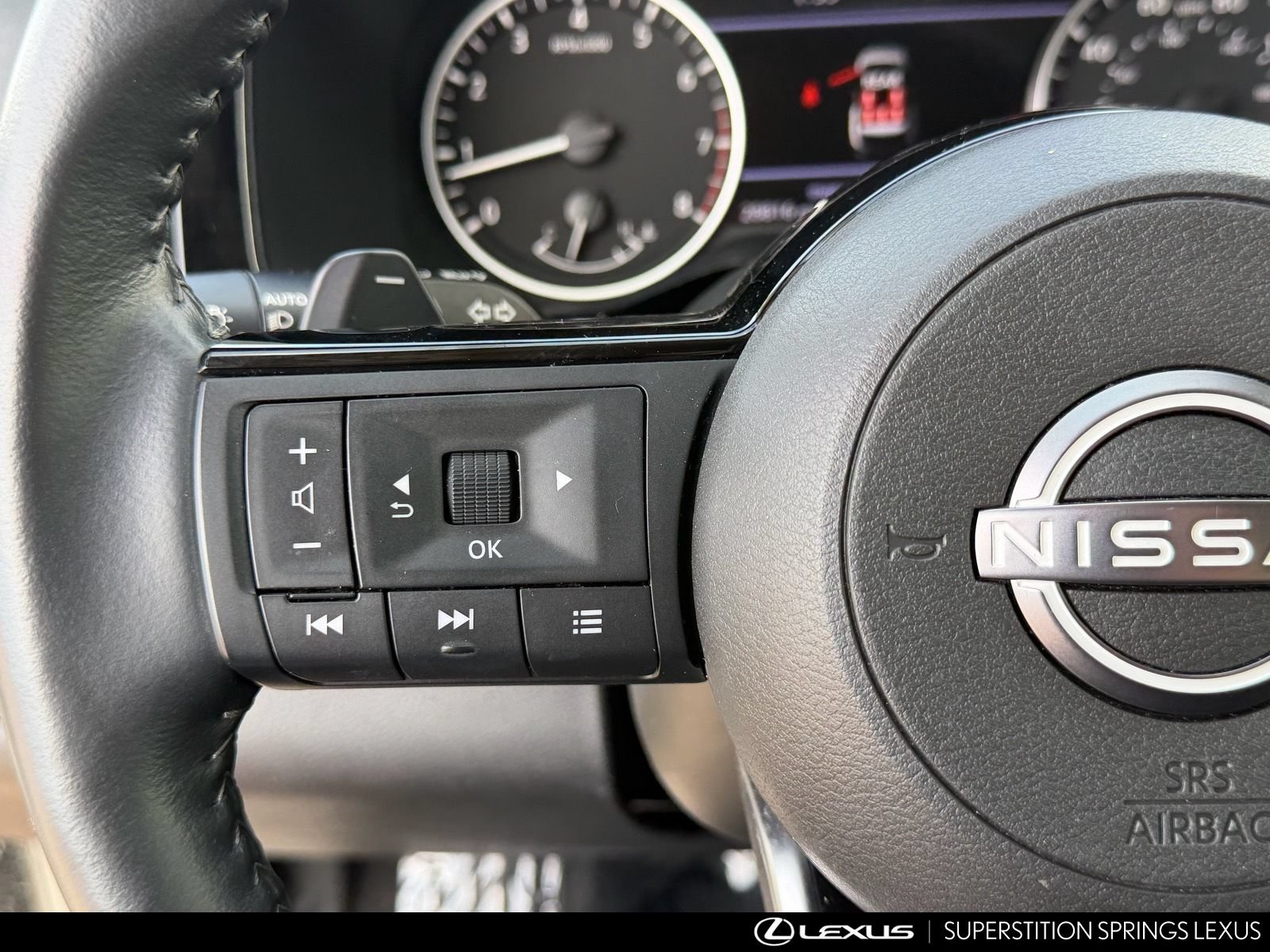 Used 2024 Nissan Pathfinder SL w/ SL Premium Package FWD image 34