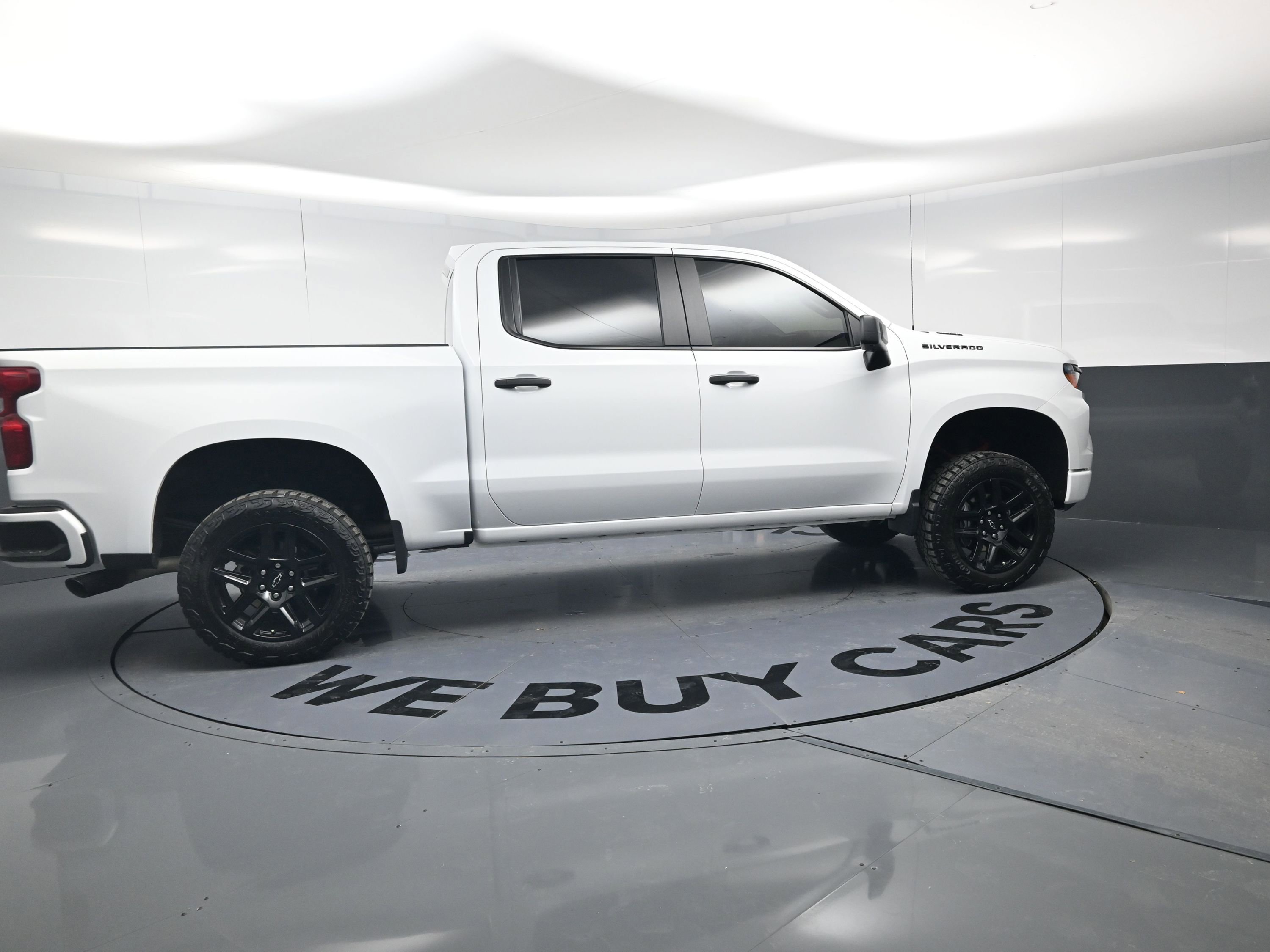 Certified 2025 Chevrolet Silverado 1500 Custom w/ Turbomax Blackout Package image 10
