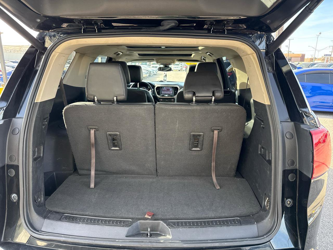 Used 2017 GMC Acadia Denali FWD image 8