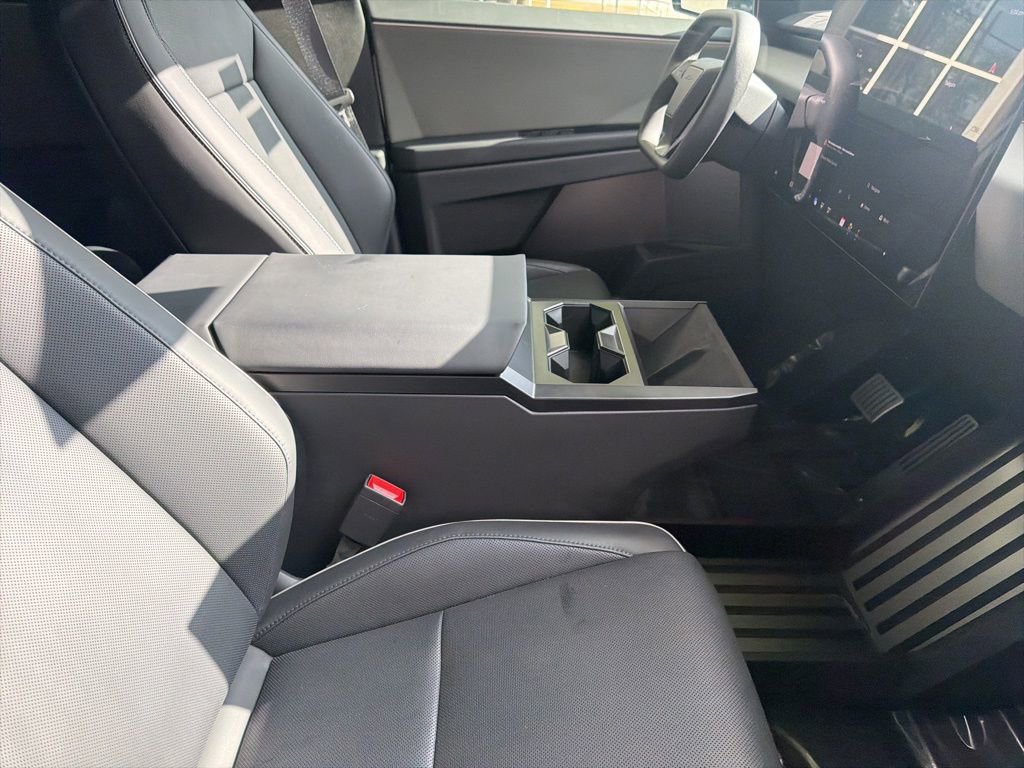 Used 2024 Tesla Cybertruck Cyberbeast image 27
