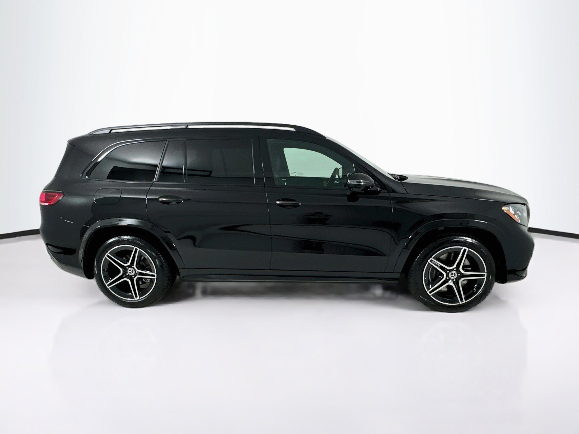 New 2027 Mercedes-Benz GLS 450 4MATIC image 9