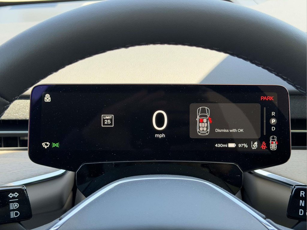 New 2026 Volvo EX90 Plus RWD image 9