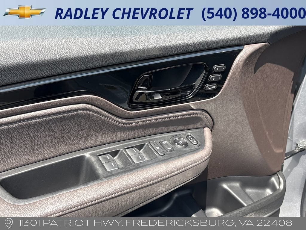 Used 2023 Honda Odyssey Touring image 5
