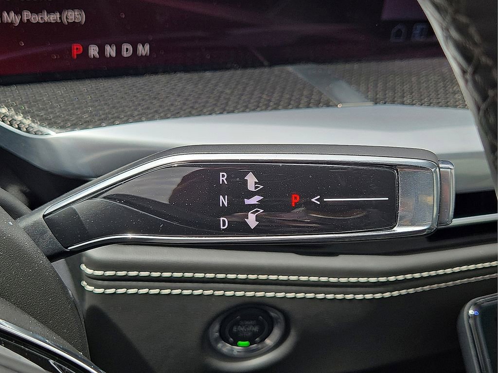 Used 2026 Cadillac Escalade V w/ LPO, ONYX Package AWD/4WD image 31