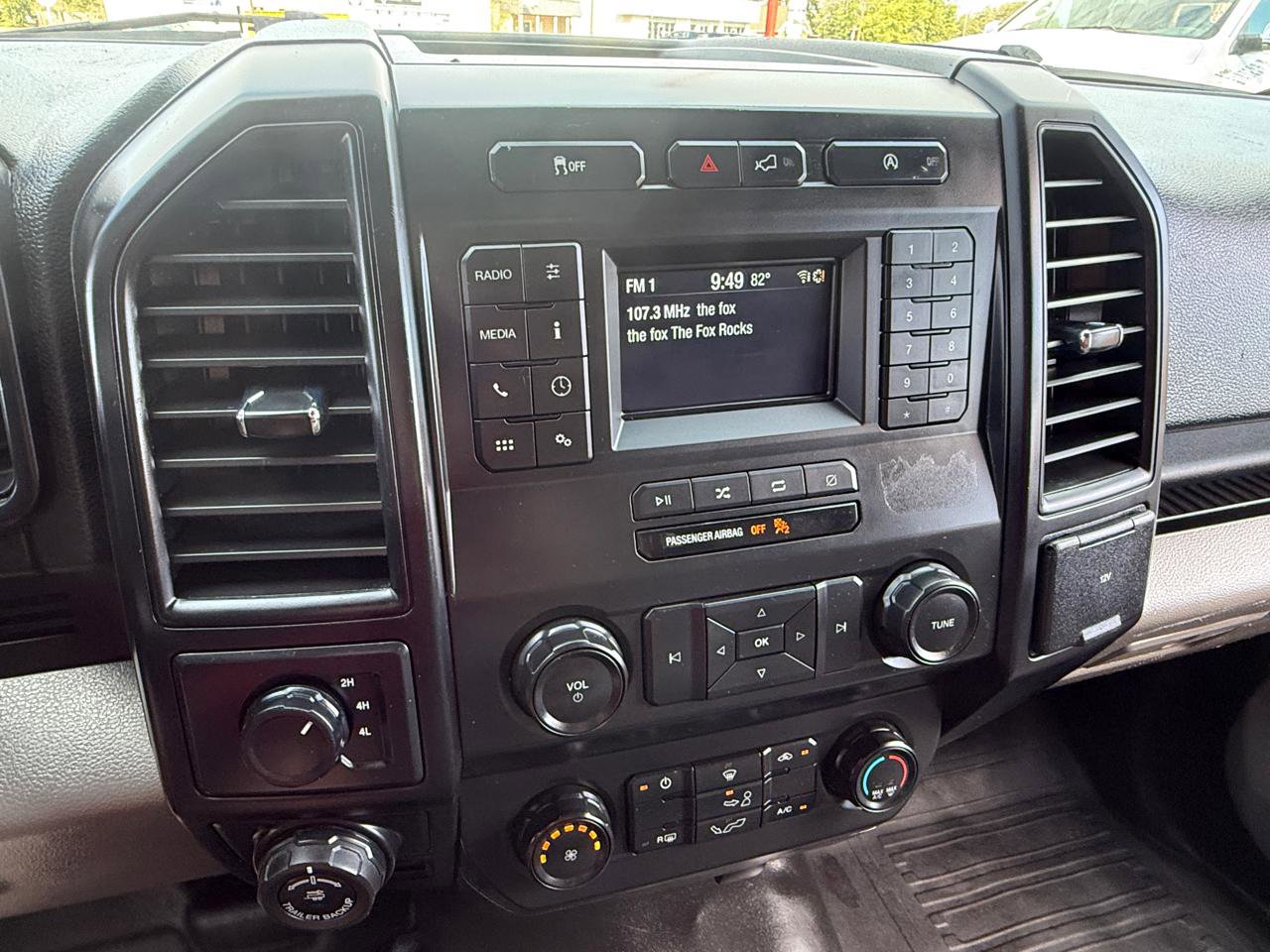 Used 2020 Ford F150 XL w/ Equipment Group 101A Mid AWD/4WD image 24