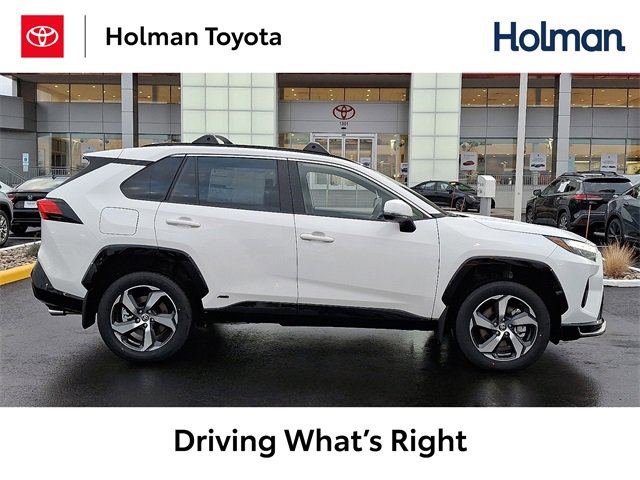 New 2025 Toyota RAV4 SE image 1