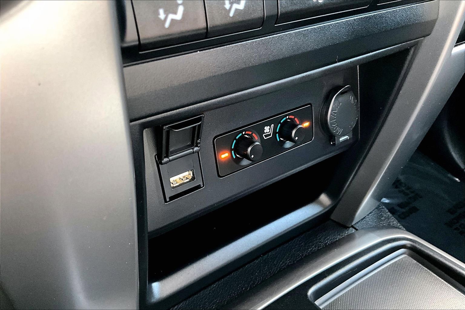 Used 2023 Toyota 4Runner Limited image 34