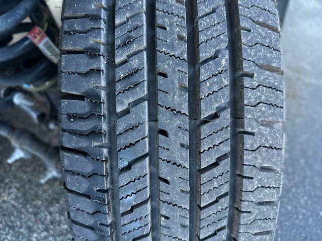 Used 2022 Ford E-450 and Econoline 450 Super Duty image 11