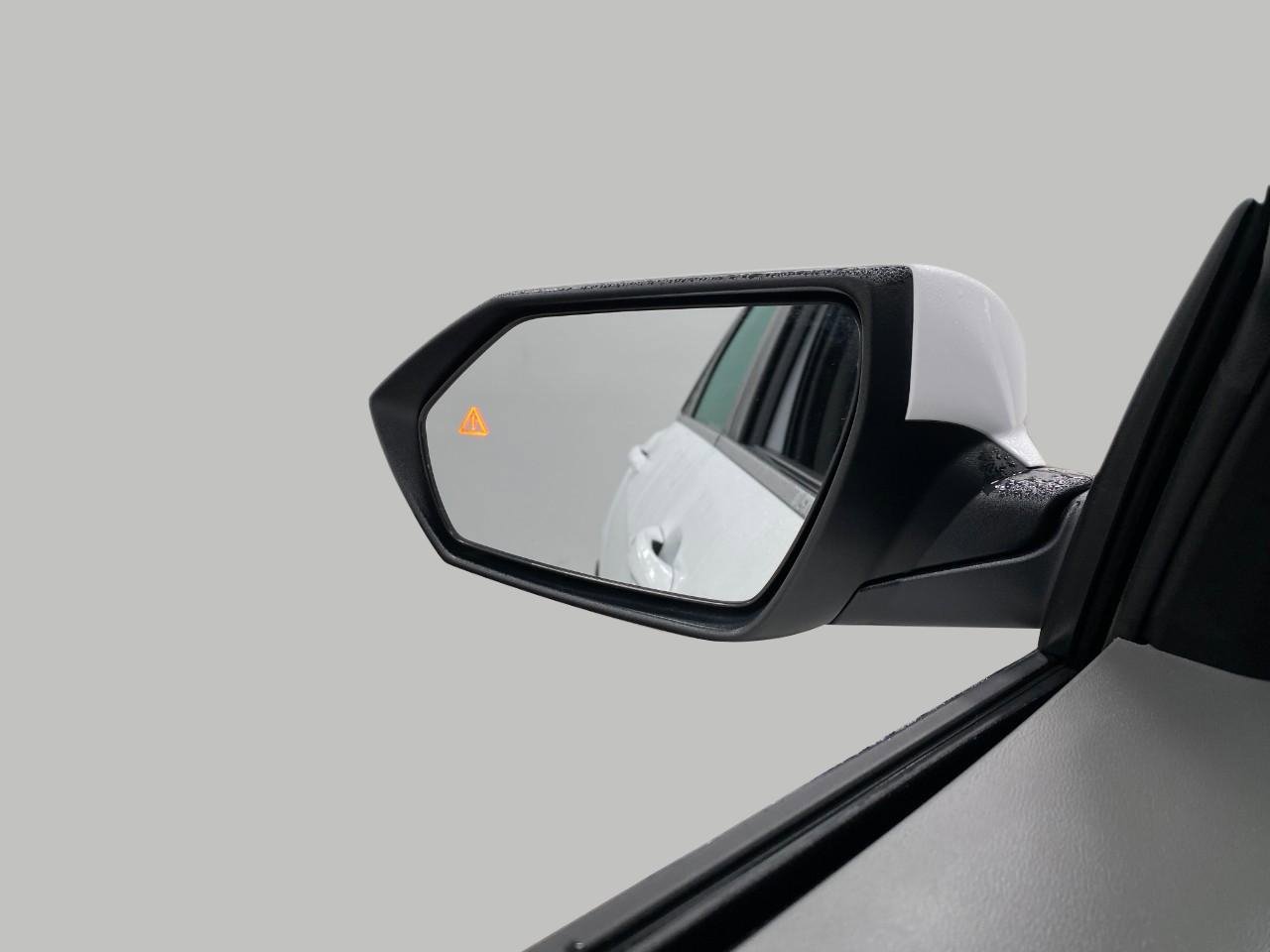 Used 2025 Hyundai Elantra SEL image 20