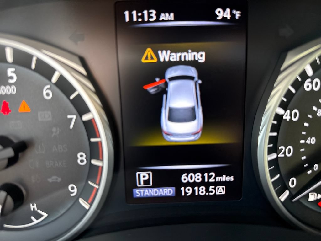 Used 2018 INFINITI Q50 Luxe RWD image 27
