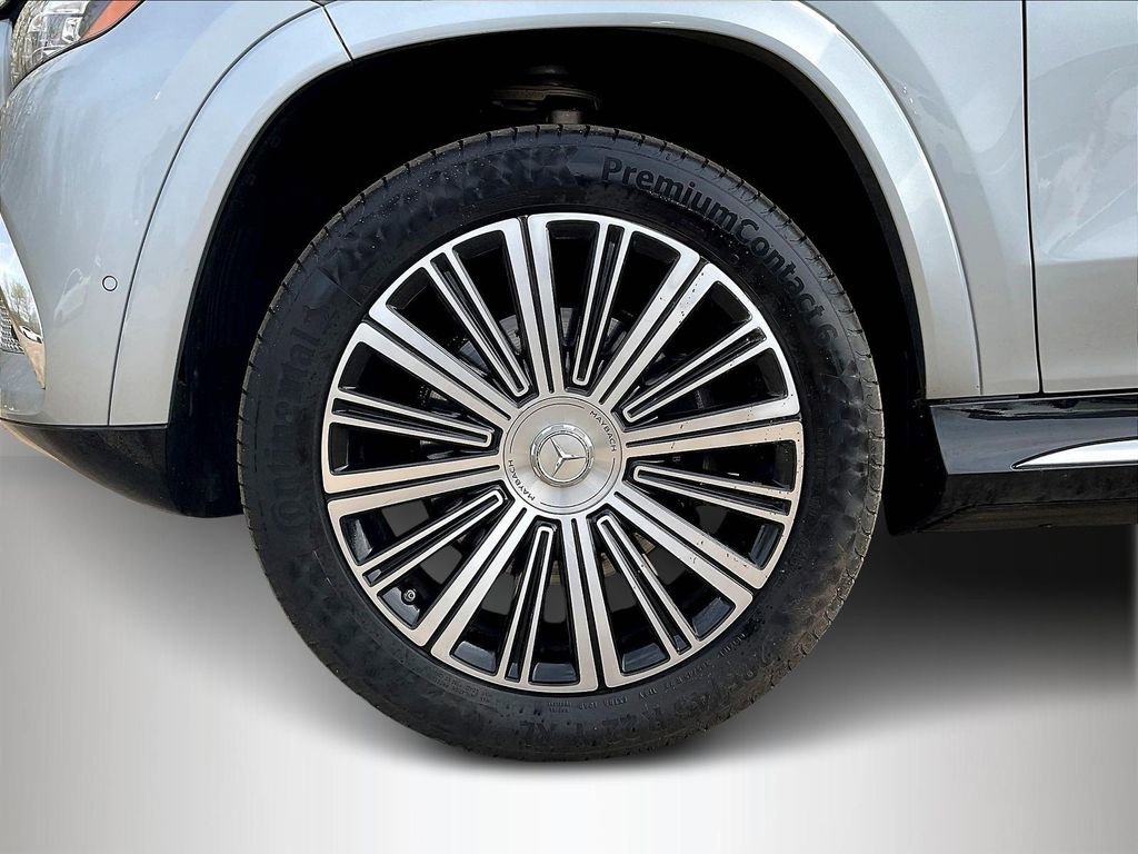 Used 2023 Mercedes-Benz Maybach GLS 600 4MATIC image 34