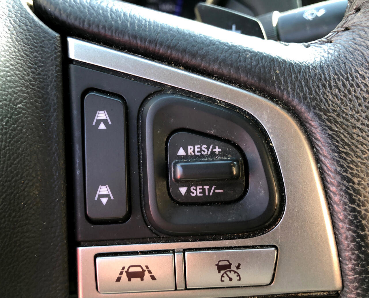 Used 2017 Subaru Legacy 2.5i Limited image 11