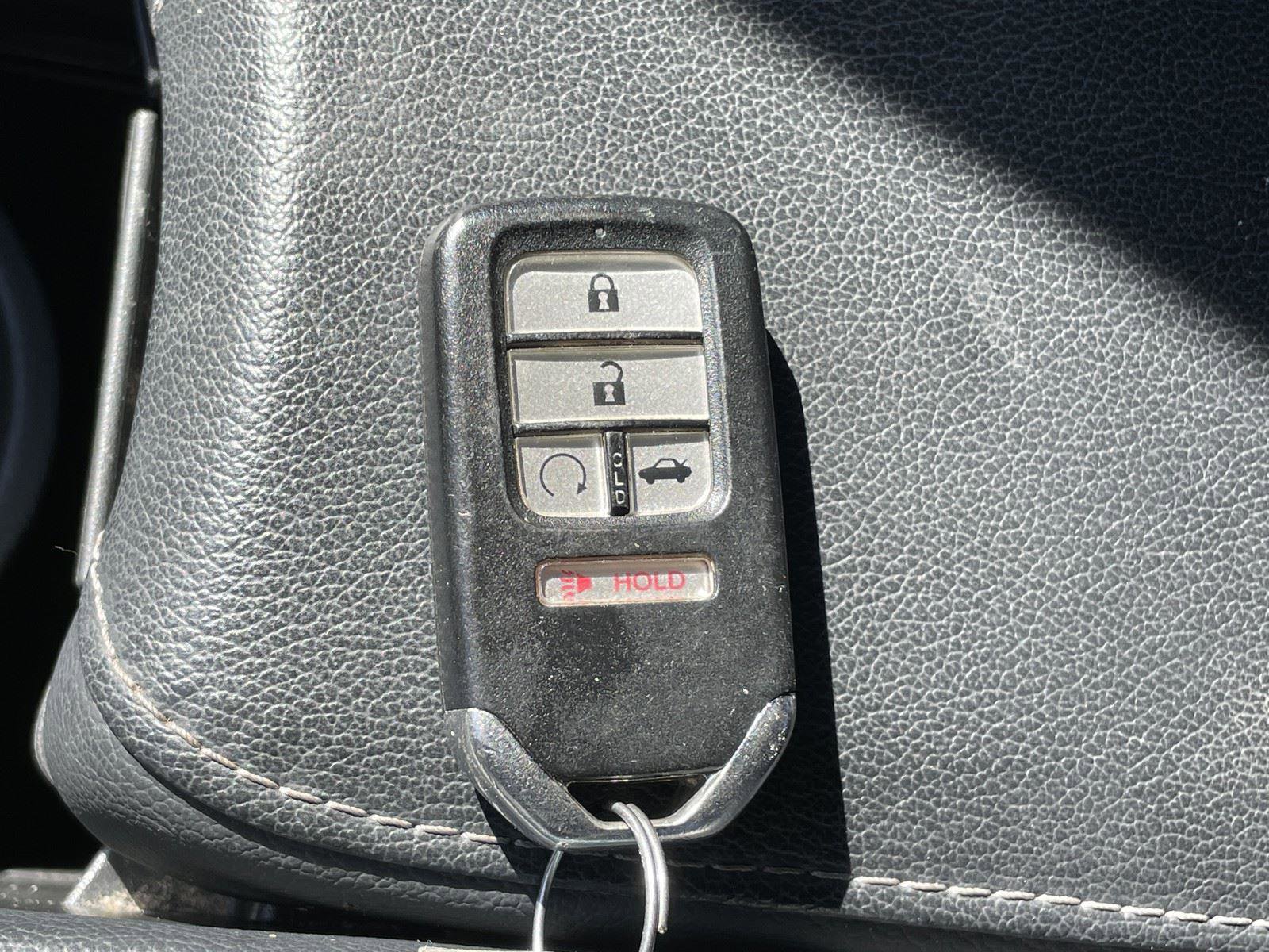 Used 2019 Honda Insight Touring image 25