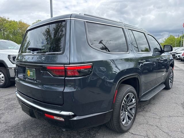 Used 2023 Jeep Wagoneer 4WD w/ Premium Group I image 16