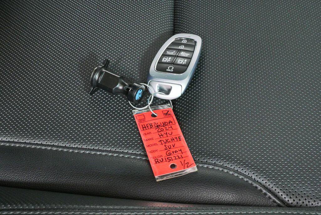 Used 2024 Hyundai Tucson Limited AWD/4WD image 39