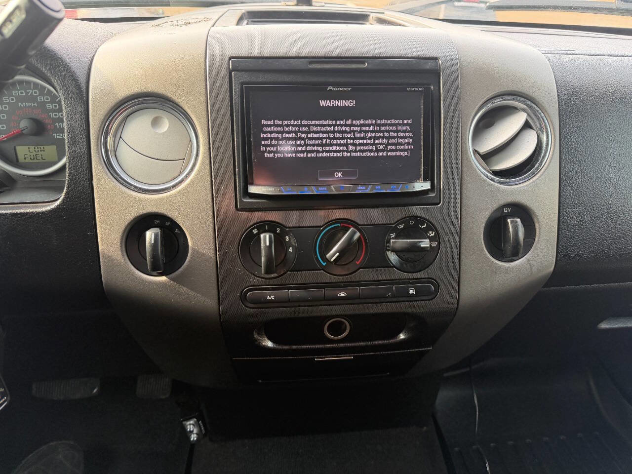 Used 2006 Ford F150 XLT AWD/4WD image 27