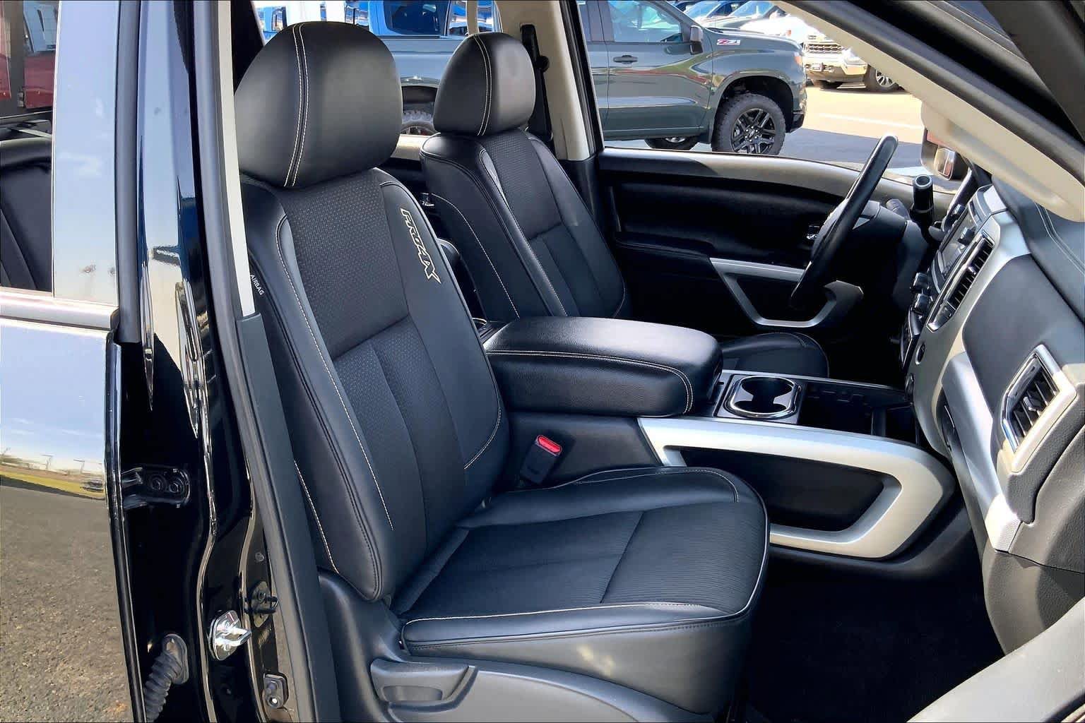 Used 2018 Nissan Titan PRO-4X w/ Pro-4x Utility Package image 9