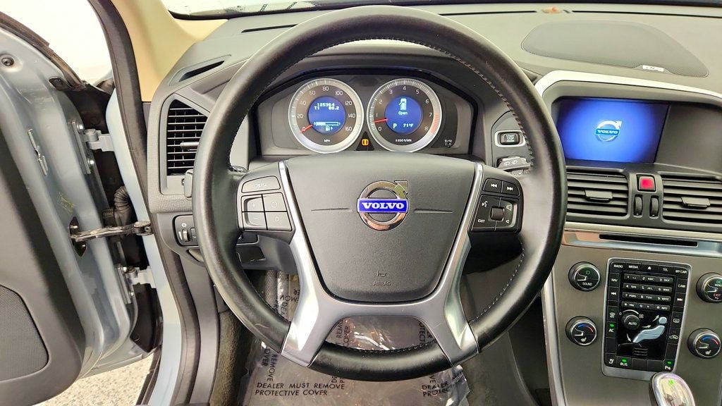 Used 2013 Volvo XC60 T6 AWD/4WD image 14