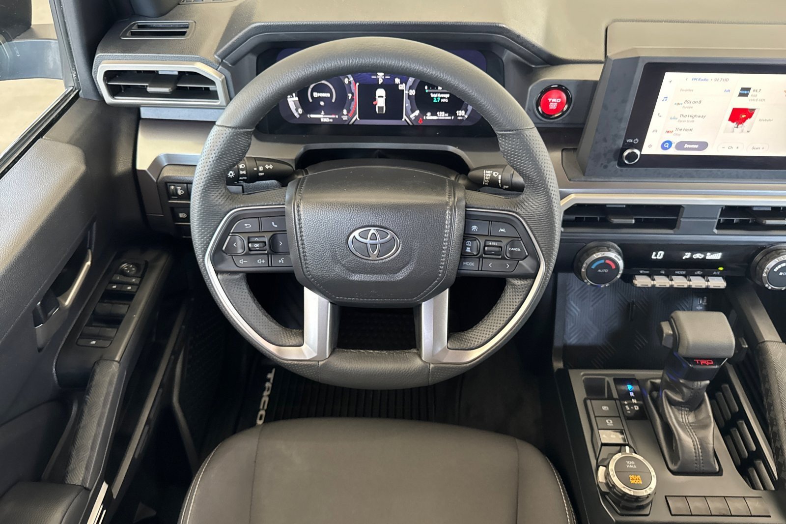 Certified 2025 Toyota Tacoma TRD Sport AWD/4WD image 13