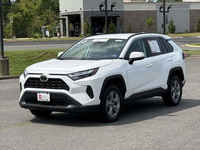 Certified 2025 Toyota RAV4 XLE AWD/4WD image 1