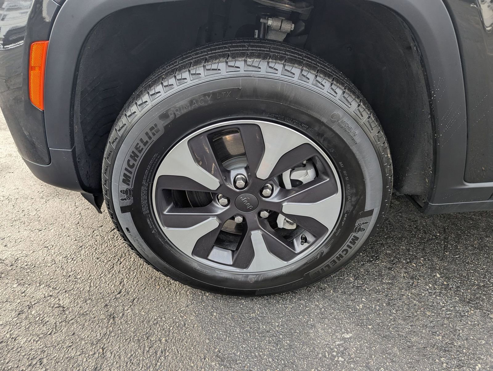 Used 2024 Jeep Grand Cherokee Limited 4xe w/ Trailer Tow Package image 29